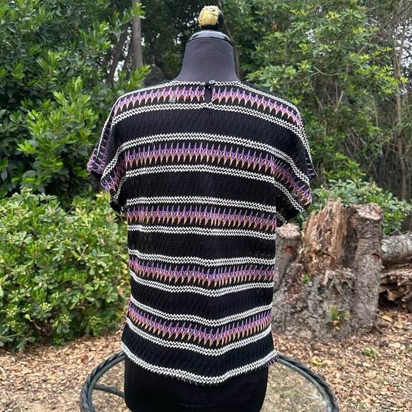 Otis & Maclain chevron weave sheer top - size S - Picture 2 of 4